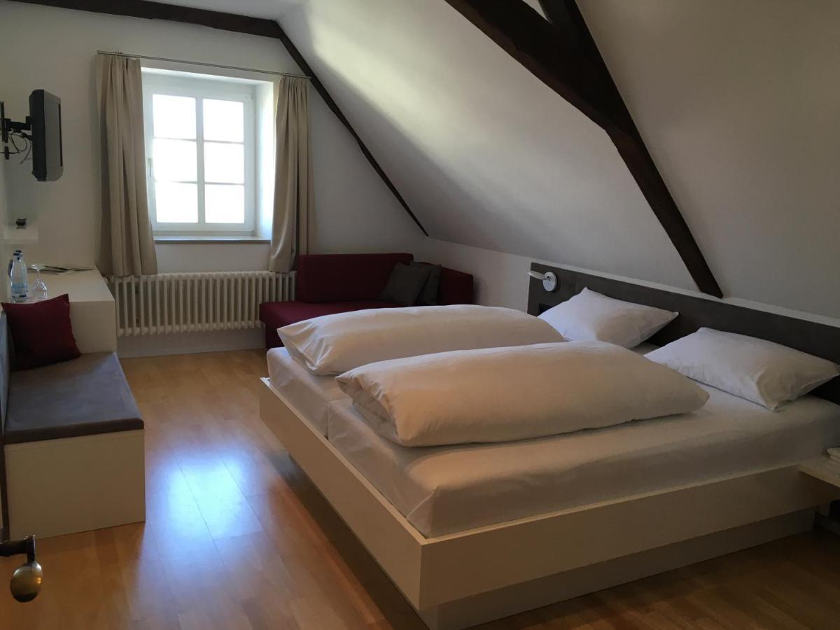 Gasthaus Rebstock Egringen Efringen-Kirchen Extérieur photo